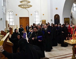 Группа духовенства Покровского благочиния г. Москвы  посетила Покровский Хотьков монастырь