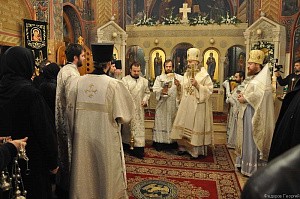 Архиепископ Сергиево-Посадский Феогност совершил освящение престола храма Зачатьевского монастыря