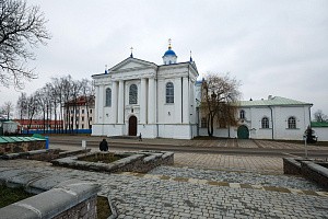 Жировичский монастырь в Белоруссии приостановил прием паломников