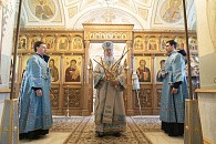 Митрополит Сергий возглавил престольный праздник в Алексиево-Акатовом монастыре Воронежа