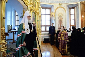 В канун Великого Четверга Святейший Патриарх Кирилл принял участие в вечернем богослужении в Борисоглебском Аносином монастыре