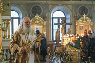 Председатель Синодального отдела по монастырям и монашеству возглавил Литургию в Троице-Одигитриевском монастыре Зосимова пустынь