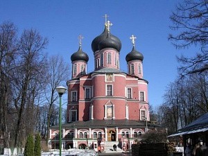 Социальный центр при Донском монастыре оказал помощь многодетным и малоимущим семьям Волоколамского района