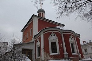 Архиепископ Феогност и епископ Феофилакт совершили Литургию в Андреевском монастыре