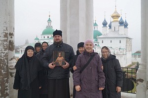 Сестры Аносина Борисоглебского монастыря посетили монастыри г. Ростова Великого