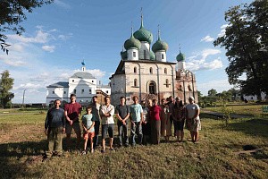 В Богоявленском Аврамиевом монастыре Ростова Великого состоялась  акция помощи «Аврамиевы дни»