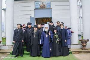 Митрополит Евсевий отслужил Литургию в Спасо-Казанском монастыре Псковской епархии в день его престольного праздника