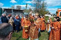 Наместник Новоспасского монастыря возглавил торжества по случаю престольного праздника храма в честь иконы Божией Матери «Неувядаемый Цвет» на подворье в Сумарокове