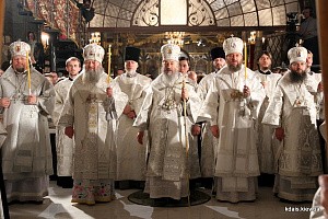 В праздник Рождества Христова Блаженнейший митрополит Онуфрий  возглавил Литургию в Киево-Печерской лавре