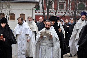 В Зачатьевском монастыре торжественно отметили 14-летие возрождения обители и день рождения ее настоятельницы
