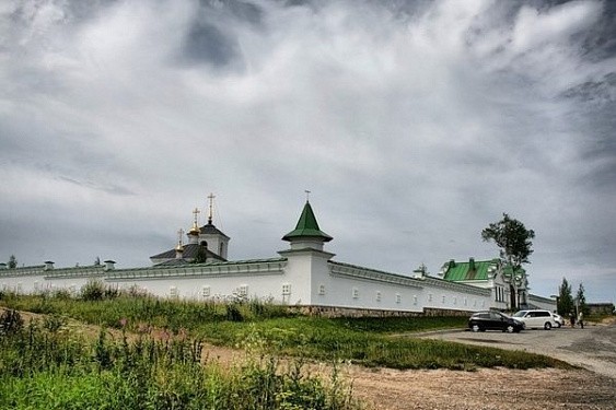 Мужской монастырь Свято-Косьминская пустынь