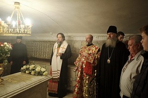 В Троице-Сергиевой лавре молитвенно почтили память Патриарха Пимена