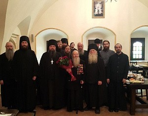 Братия Саввино-Сторожевского монастыря поздравила  с 70-летием Великой Победы старейшего насельника обители