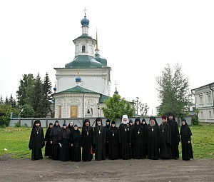 Форум «Пополнение братства обители. От чего это зависит?» для монашествующих Сибирского федерального округа провели в Иркутском Знаменском монастыре