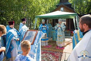 Архиепископ Гомельский Стефан возглавил престольное торжество на Одигитриевском подворье Свято-Никольского монастыря 