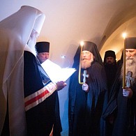 Митрополит Каширский Феогност совершил монашеский постриг насельников Высоко-Петровского монастыря