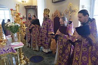 Епископ Максим совершил Литургию  в Елецком Знаменском монастыре