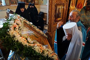 Митрополит Онуфрий возглавил престольный праздник Введенского монастыря в г. Черновцы