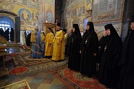 В Княгинином монастыре Владимира молитвенно отметили 30-летие со дня возобновления монашеской жизни 