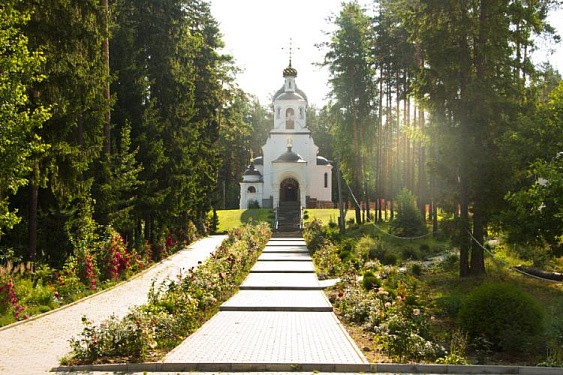 Женский монастырь в честь блаженной Ксении Петербургской в д. Барань Борисовской епархии