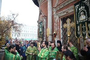 В Высоко-Петровском монастыре отметили престольный праздник храма Преподобного Сергия Радонежского
