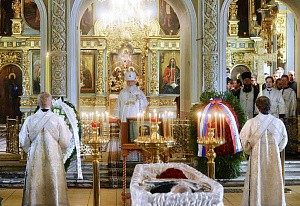Патриарх Кирилл в Новодевичьем монастыре  совершил отпевание Е.М. Примакова