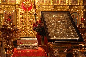 В Толгский монастырь доставлен ковчег с десницей вмч. Георгия Победоносца