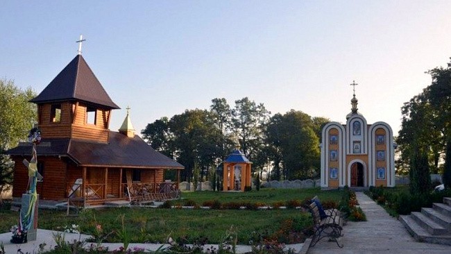 Свято-Михайловский Угорницкий мужской монастырь Ивано-Франковской епархии 
