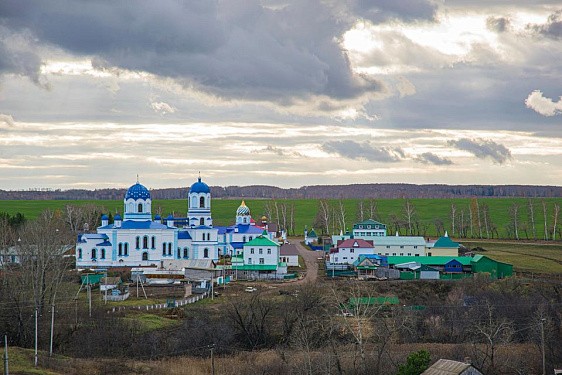 Покровский мужской монастырь в с. Дедово