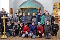 Уроки основ православной культуры для учеников Карпогорской школы прошли в Артемиево-Веркольском монастыре 