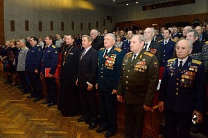 Донской монастырь поздравил военнослужащих штаба ВВС РФ и ветеранов с Днем защитника Отечества
