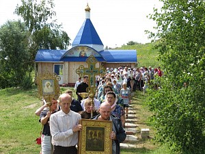 На подворье Вознесенского монастыря г. Сызрани прошло празднование в честь местночтимой Феодоровской иконы Божией Матери