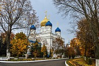 Волонтеры Союза православной молодежи совершили трудническую поездку в Параскево-Вознесенский монастырь 