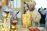 Митрополит Тихон возглавил Литургию в Иоанно-Богословском Савво-Крыпецком монастыре