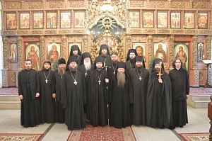 Высоко-Петровский монастырь Москвы отметил престольный праздник