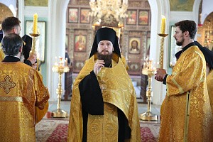 В Высоко-Петровском монастыре состоялся престольный праздник