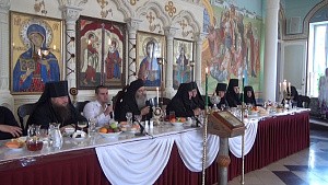 В Свято-Никольском Черноостровском монастыре г. Малоярославца прошла конференция с участием старца Антипы