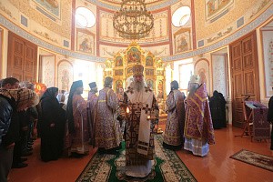 Архиепископ Феогност возглавил празднование  192-й годовщины основания Аносина монастыря
