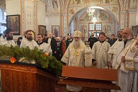 В Неделю 30-ю по Пятидесятнице митрополит Барнаульский Сергий совершил Литургию в Знаменском женском монастыре