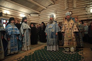 Митрополит Кирилл возглавил торжества в честь 16-летия монастыря на Ганиной Яме 