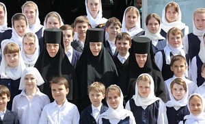 Дивеевская монастырская Православная школа отметила свое 20-летие