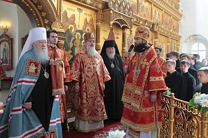 Митрополит Ювеналий возглавил торжества в Богоявленском Старо-Голутвином монастыре г. Коломны