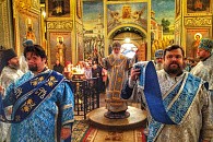 В праздник Иверской иконы Божией Матери митрополит Новгородский Лев возглавил Литургию в Иверском Валдайском монастыре