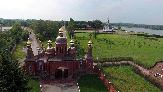 Женский монастырь в честь преподобной Анастасии Киевской Киевской епархии 