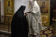 Архиепископ Феогност совершил Литургию в Николо-Вяжищском монастыре и поздравил его настоятельницу с 60-летним юбилеем