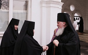 Архиепископ Филарет (Карагодин) совершил Великое повечерие  в Иоанно-Предтеченском монастыре