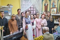 Христорождественский монастырь Твери и музыкальный колледж имени М.П. Мусоргского провели концерт в гостинице для бездомных