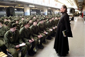 Представитель Донского монастыря посетил штаб Семеновского полка