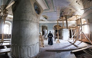 В монастыре Рождества Богородицы в Ростове Великом предпринимаются попытки реставрации 