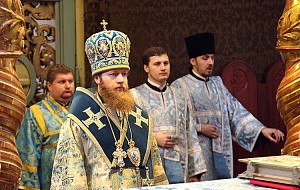 В праздник Благовещения епископ Савва  совершил Литургию в Донском монастыре